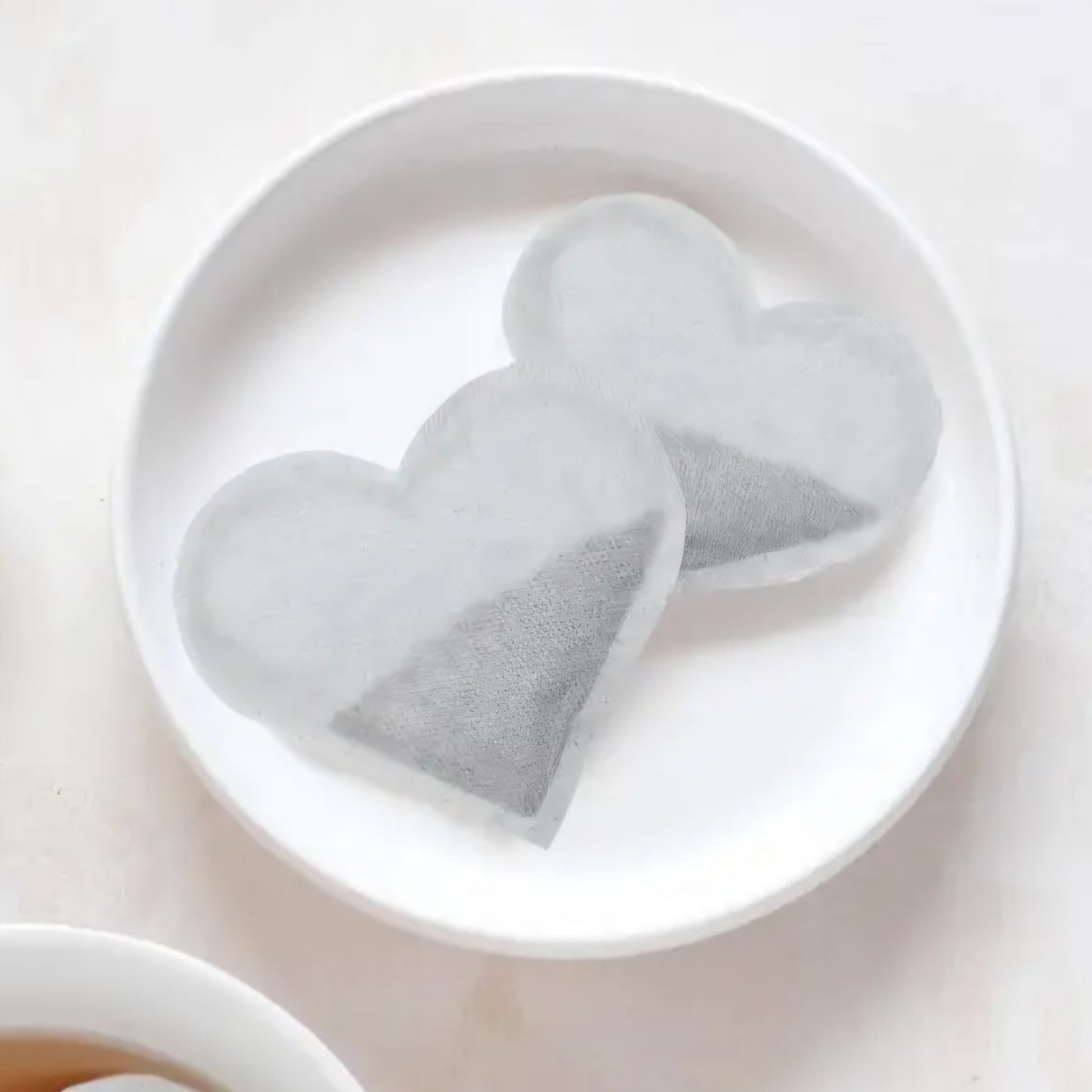 Heart shaped tea bags gift tin | Tin of 5